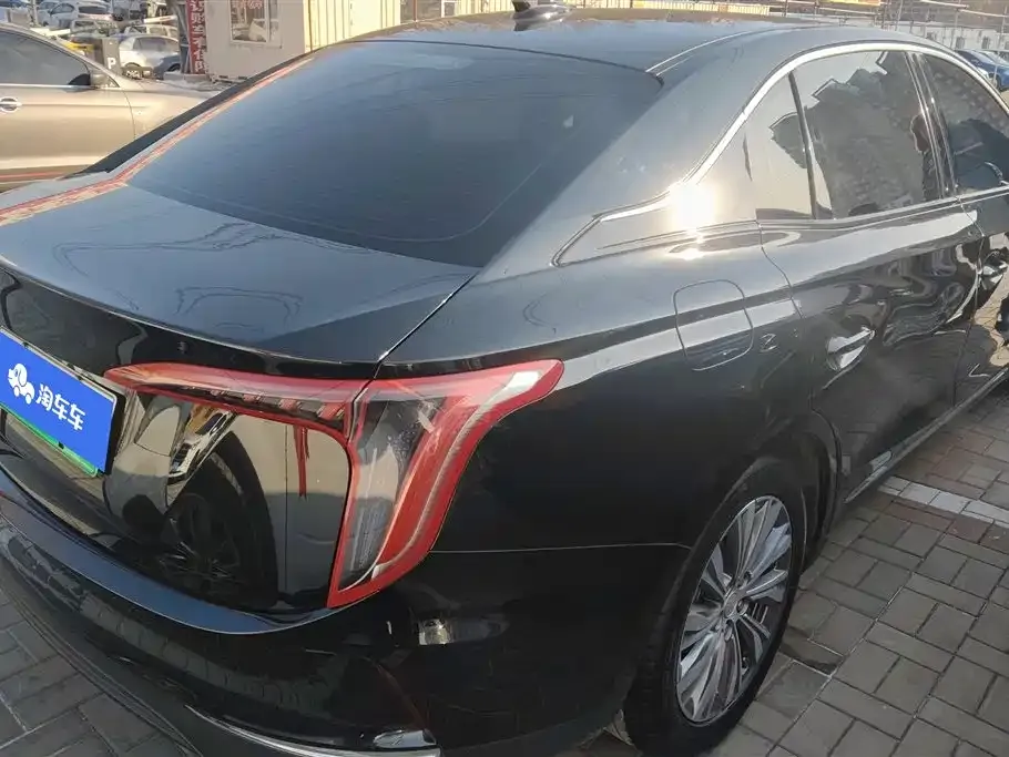 Hongqi E-QM5 2024 из CN, фото 7