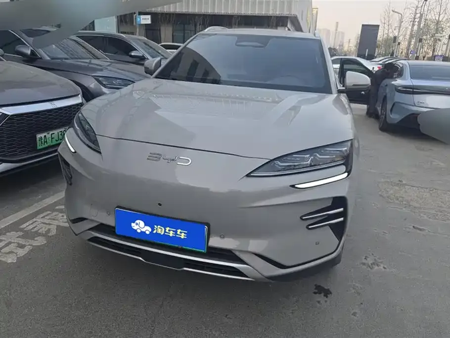 BYD PLUS New Energy — фото 9