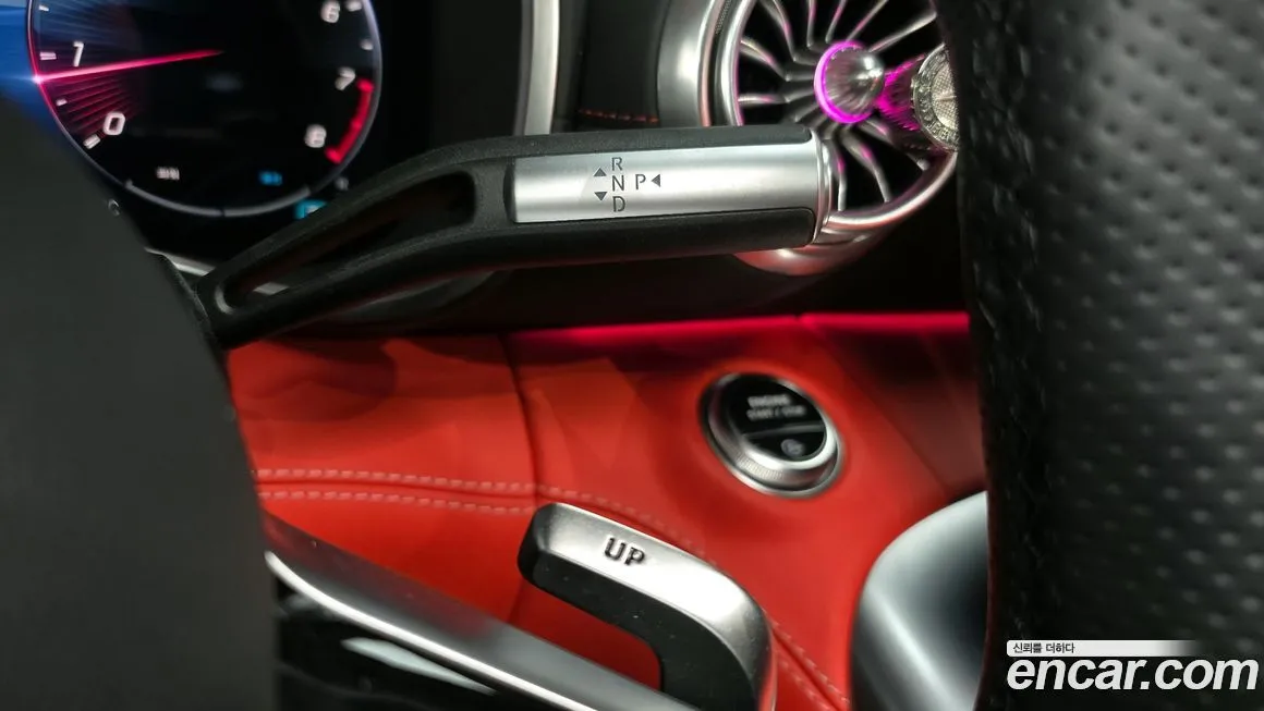 Mercedes-Benz SL-Class 2025 из KR, фото 2