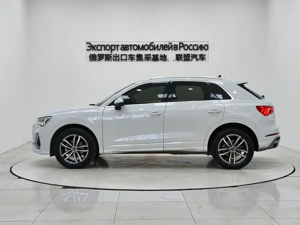 Audi Q3 2021 из CN, фото 6