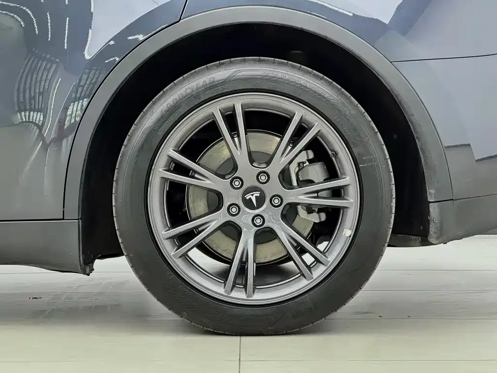 Tesla Model Y 2024 из CN, фото 9