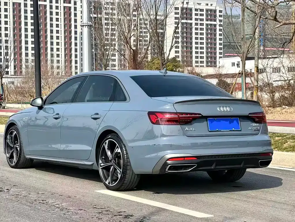 Audi A4L — фото 6