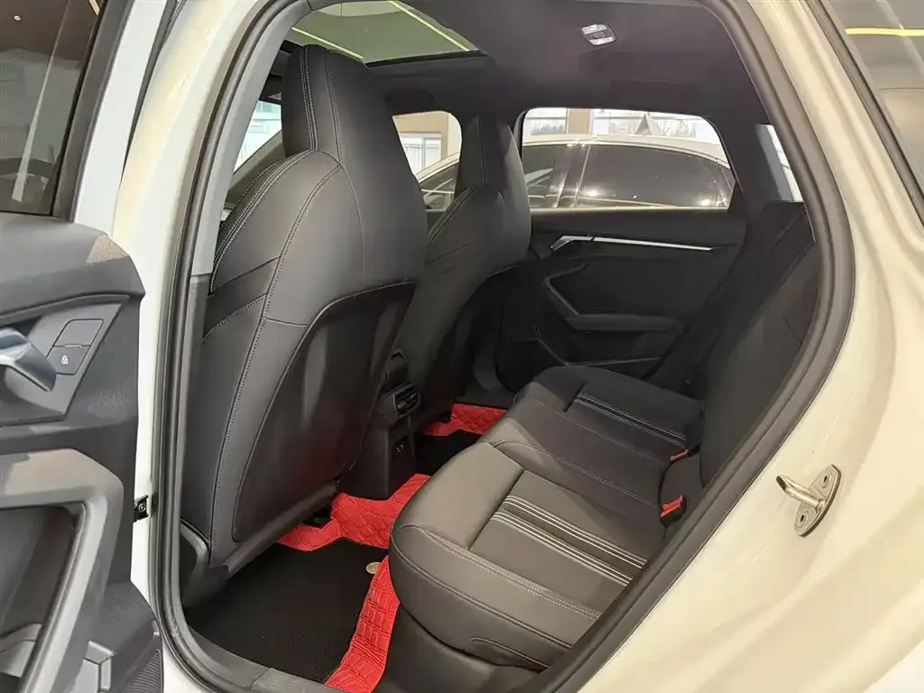 Audi A3 2021 из CN, фото 4