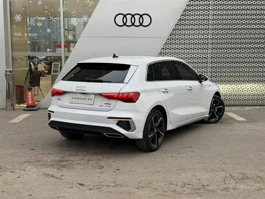 Audi A3 2021 из CN, фото 10