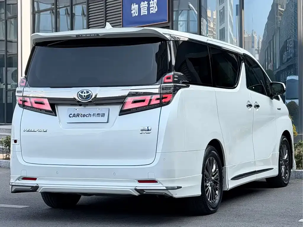 Toyota Vellfire 2021 из CN, фото 4