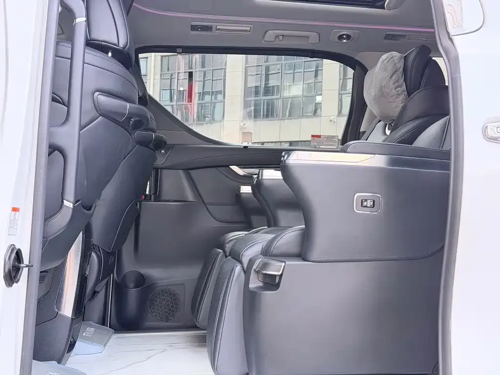 Toyota Vellfire 2021 из CN, фото 5