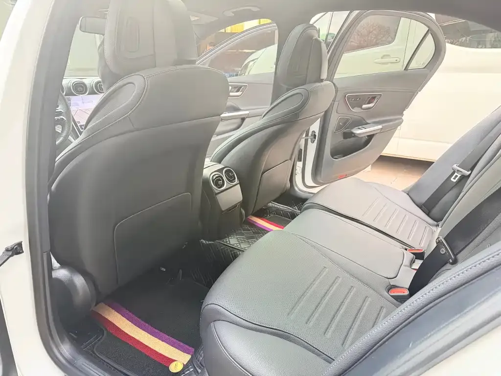 Mercedes-Benz C-Class 2023 из CN, фото 2