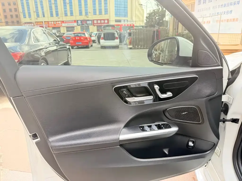 Mercedes-Benz C-Class 2023 из CN, фото 7