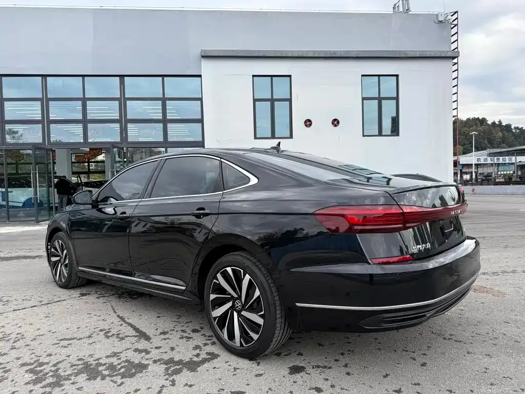 Volkswagen Passat 2025 из CN, фото 10