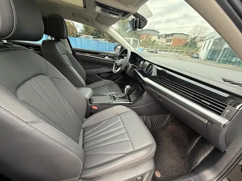 Volkswagen Passat 2025 из CN, фото 7