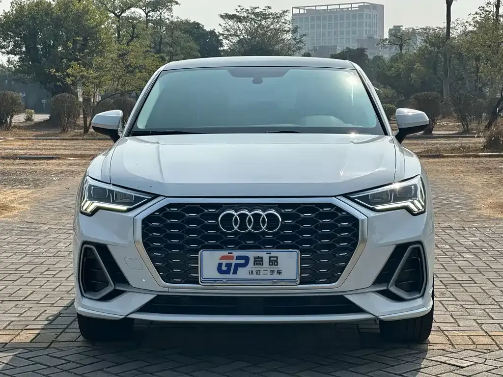 Audi Q3 Sportback — фото 3