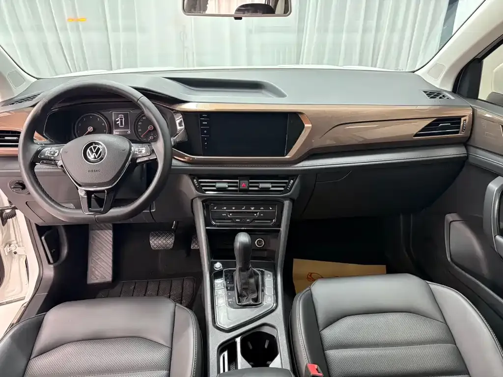 Volkswagen Tharu 2022 из CN, фото 5