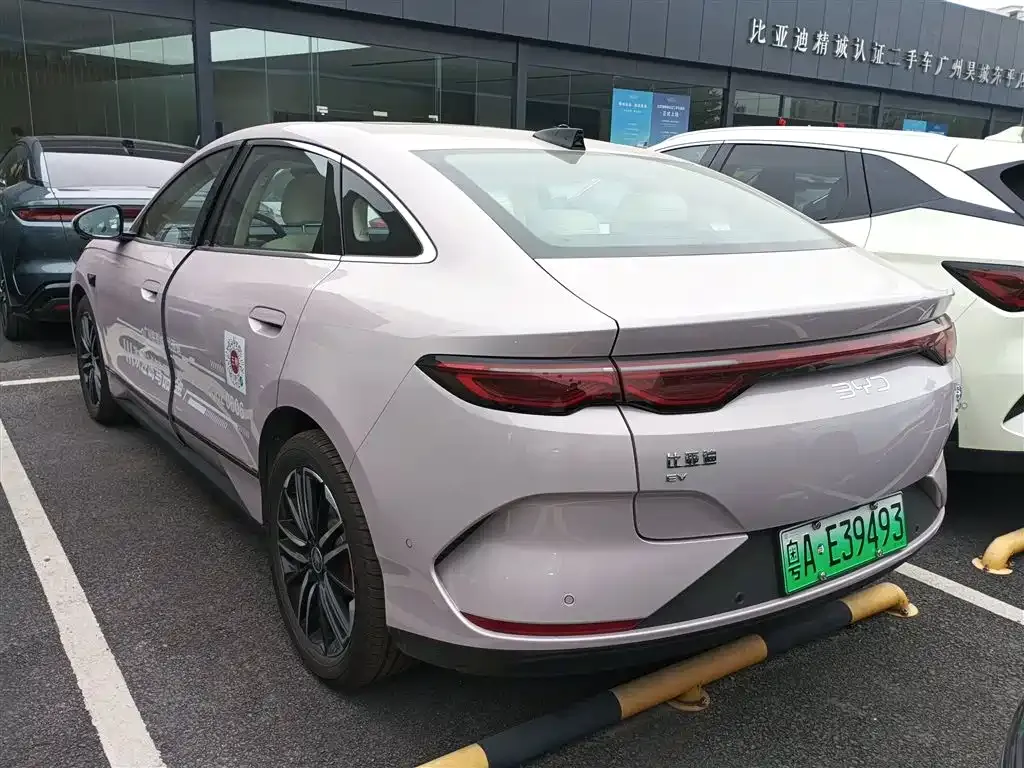 BYD Qin L — фото 7