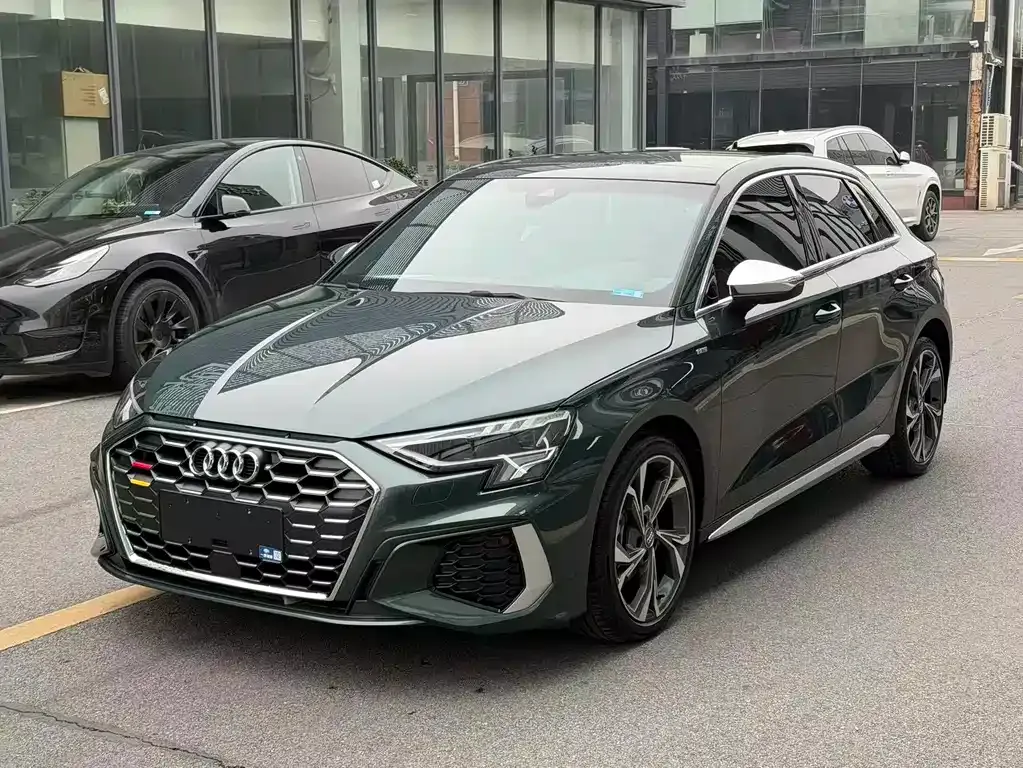 Audi A3 2021 из CN, фото 1