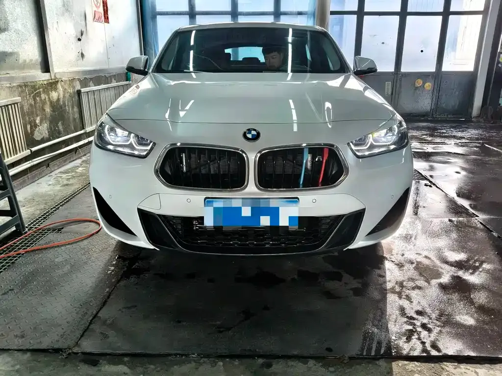 BMW X2 2022 из CN, фото 1