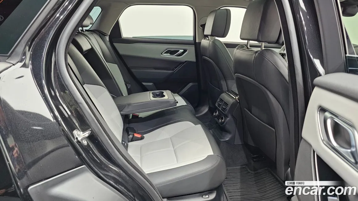 Land Rover Range Rover Velar 2025 из KR, фото 6