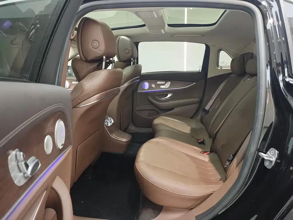 Mercedes-Benz E-Class 2021 из CN, фото 3