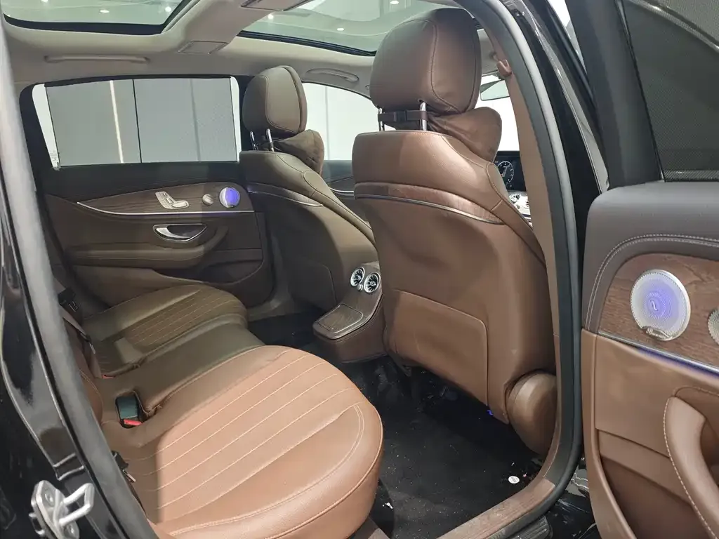 Mercedes-Benz E-Class 2021 из CN, фото 4