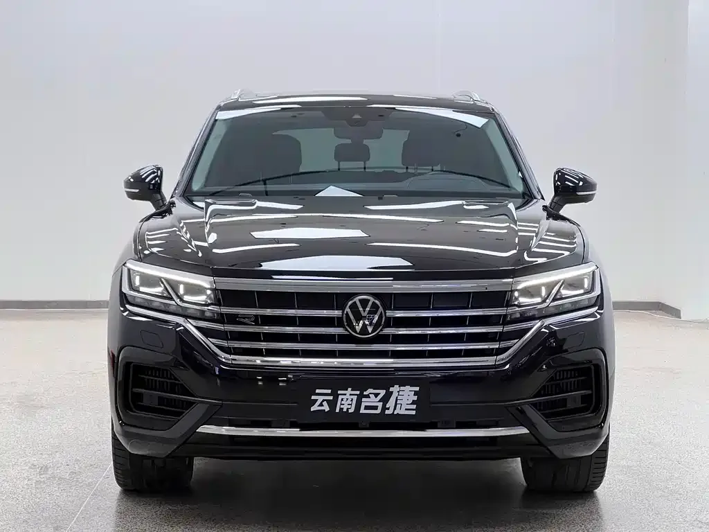 Volkswagen Touareg — фото 2