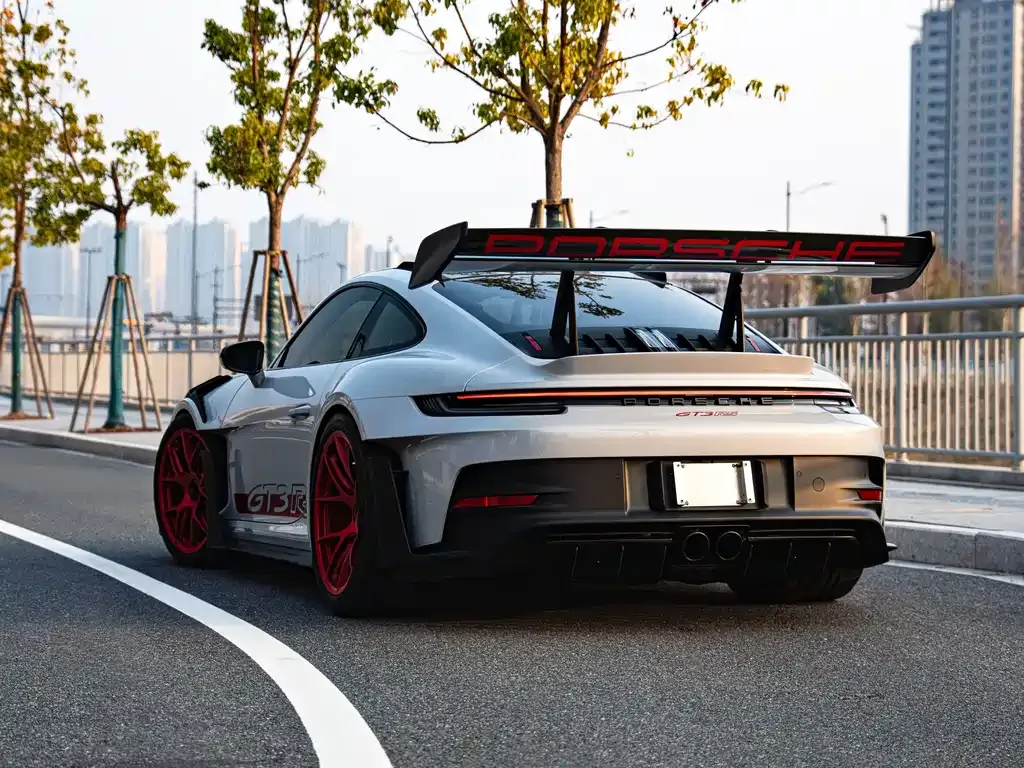 Porsche 911 2024 из CN, фото 8