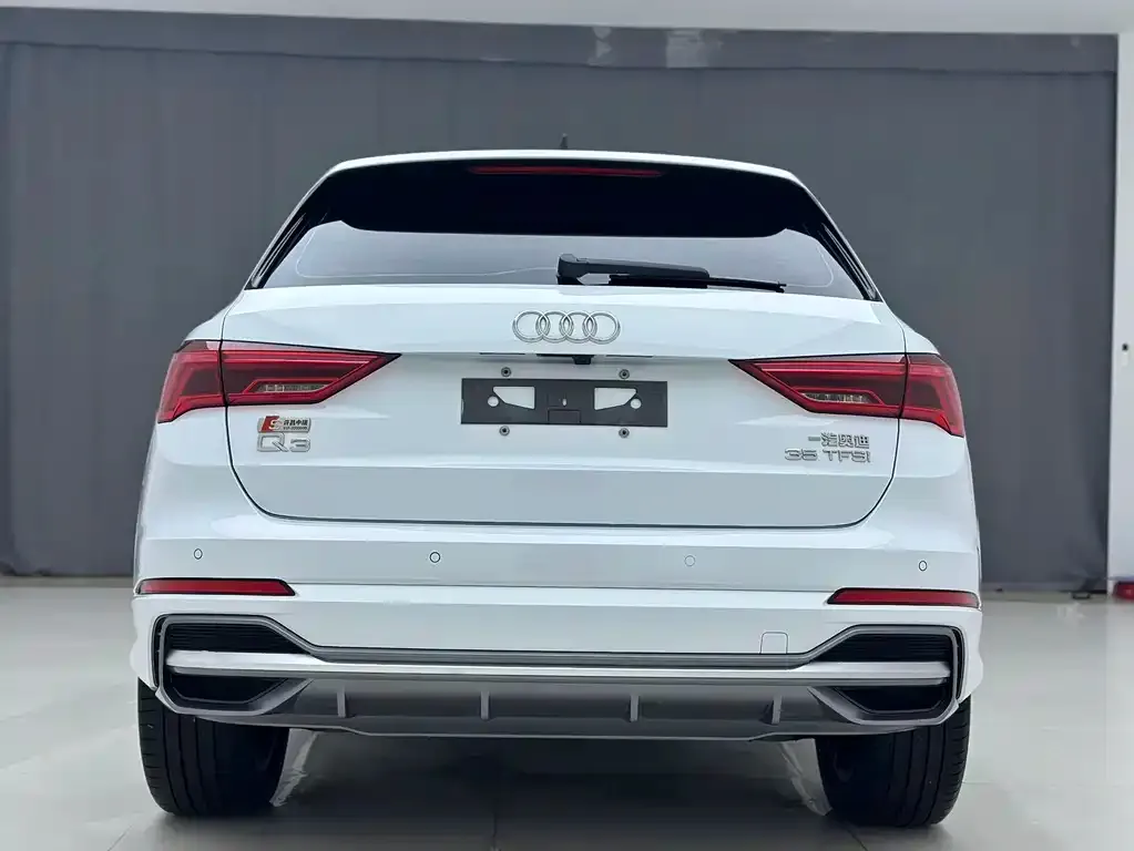 Audi Q3 — фото 3