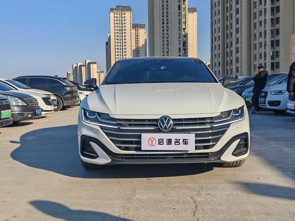 Volkswagen CC 2023 из CN, фото 3
