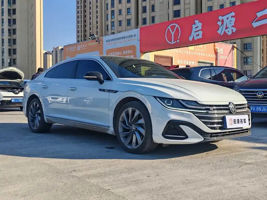 Volkswagen CC 2023 из CN, фото 5