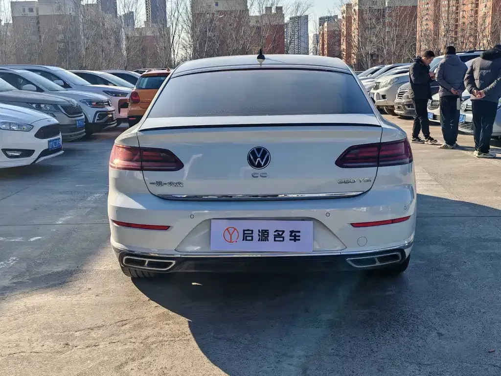 Volkswagen CC 2023 из CN, фото 10