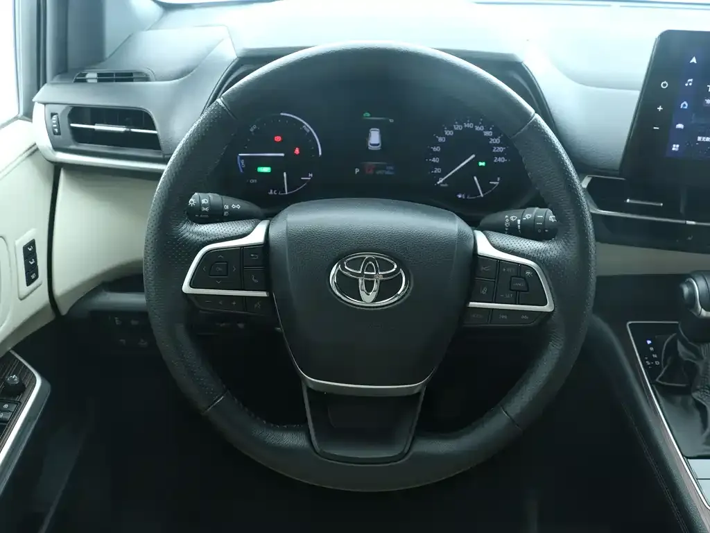Toyota Granvia 2024 из CN, фото 7