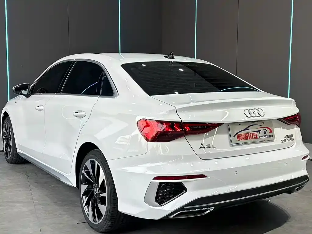 Audi A3 — фото 8