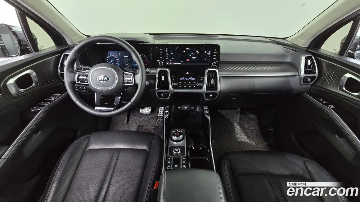 Kia Sorento — фото 8