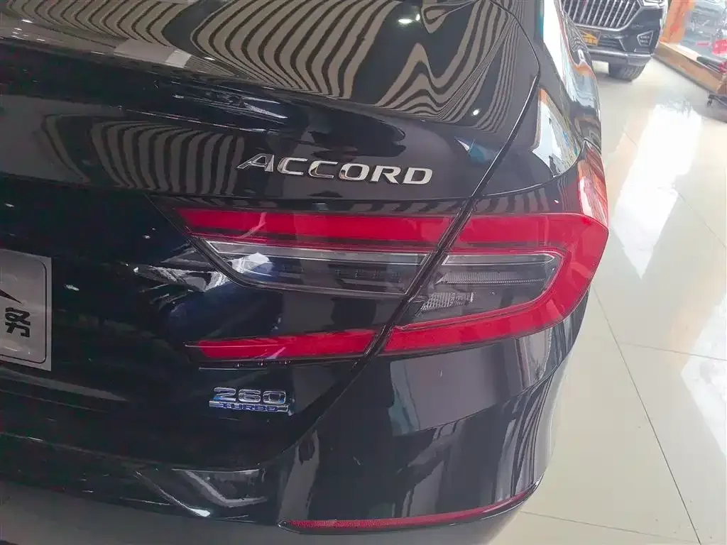 Honda Accord — фото 5