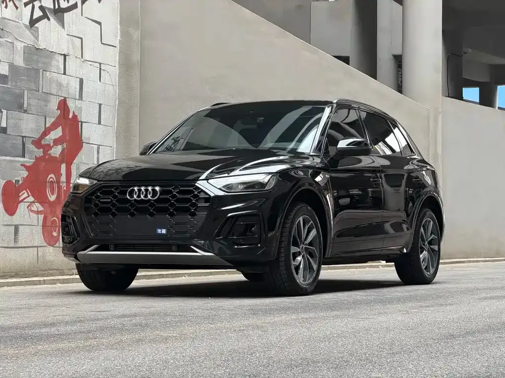 Audi Q5L 2023 из CN, фото 1