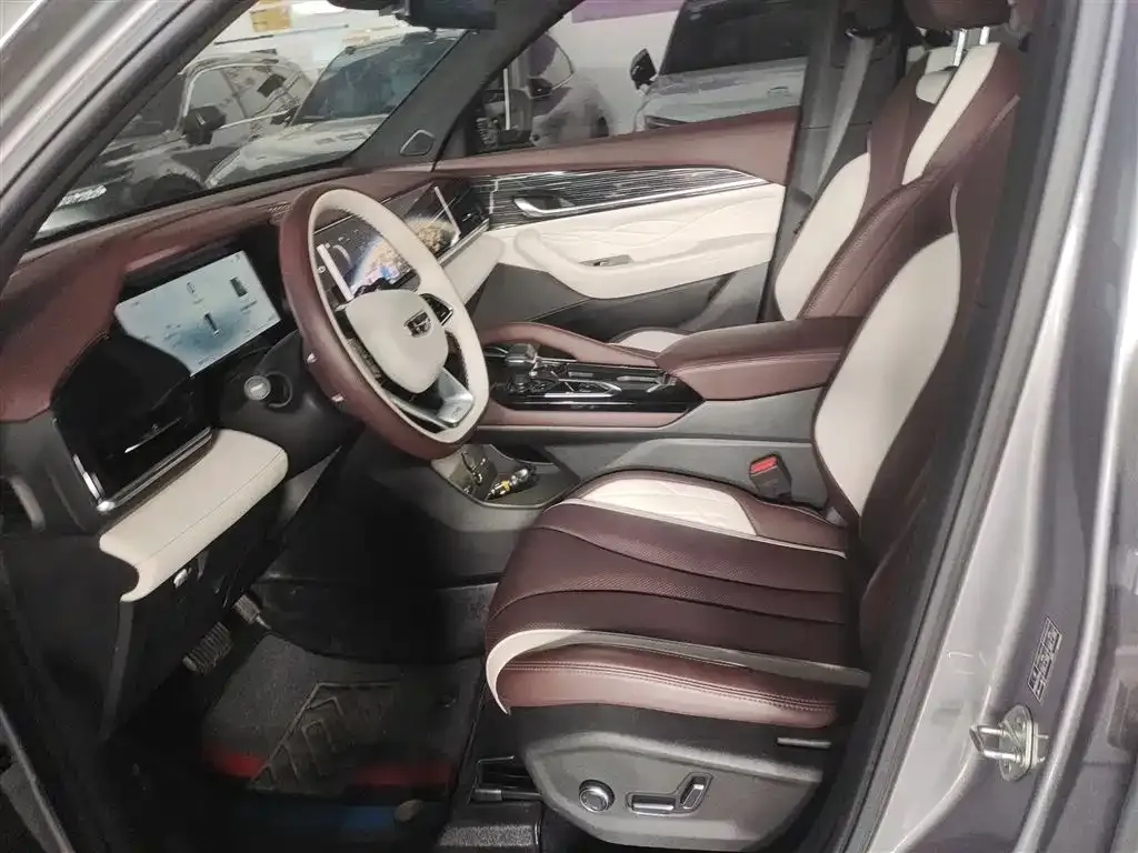 Geely Xingyue L 2024 из CN, фото 10