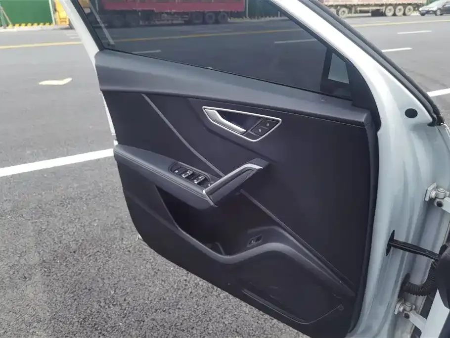 Audi Q2L 2022 из CN, фото 8