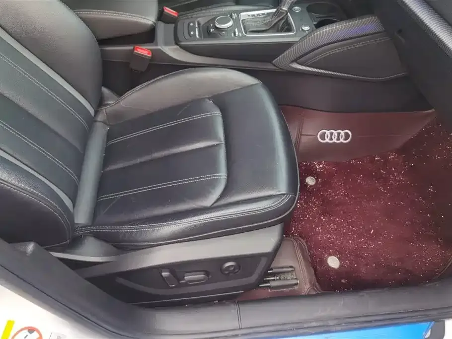 Audi Q2L 2022 из CN, фото 7
