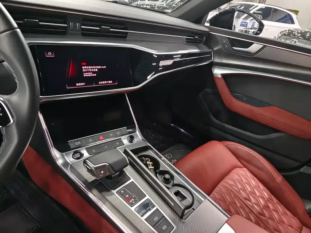 Audi A7L 2025 из CN, фото 5