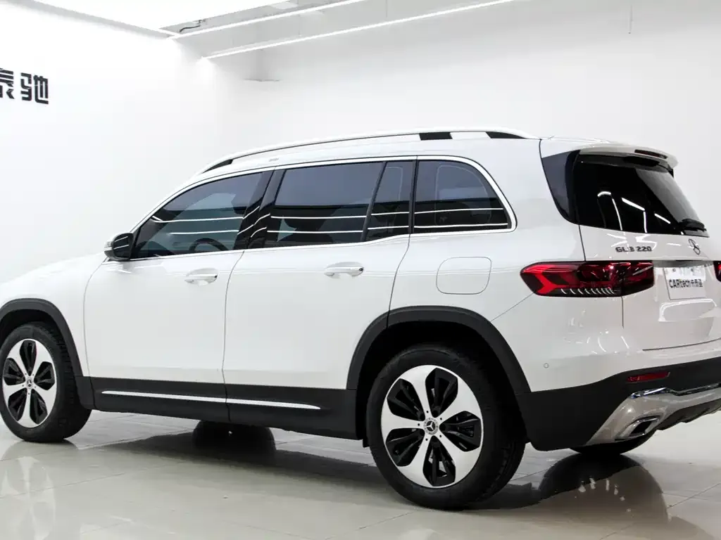 Mercedes-Benz GLB 2023 из CN, фото 5