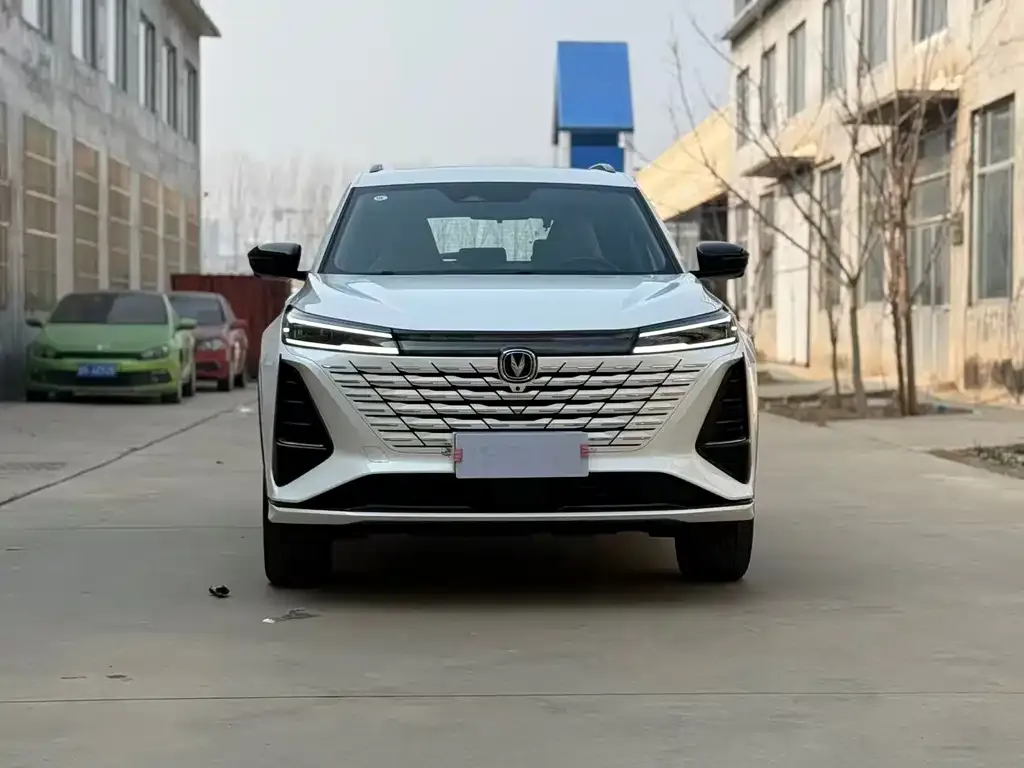 Changan CS75PLUS 2024 из CN, фото 7