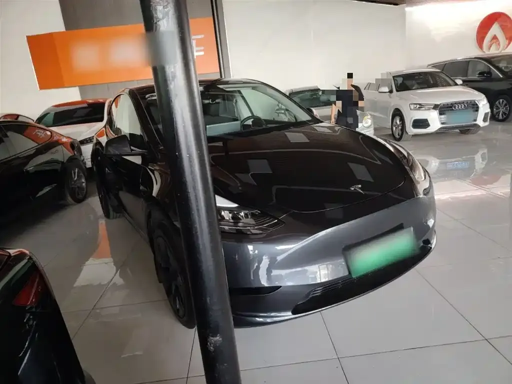 Tesla Model Y 2024 из CN, фото 8