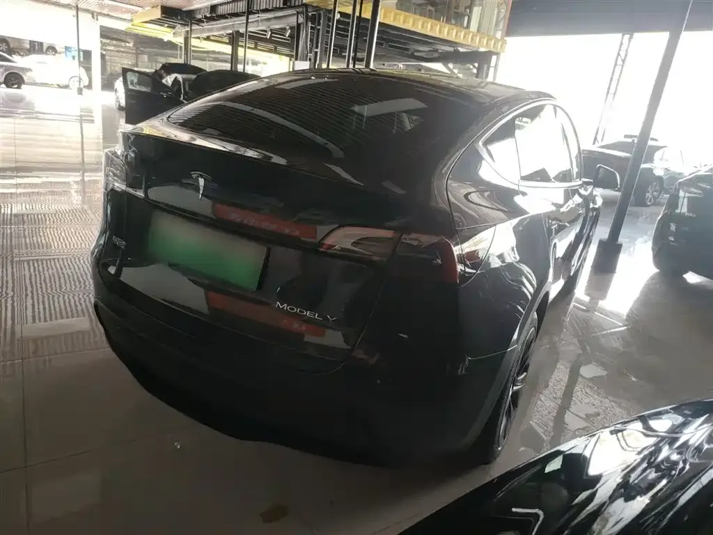 Tesla Model Y 2024 из CN, фото 6