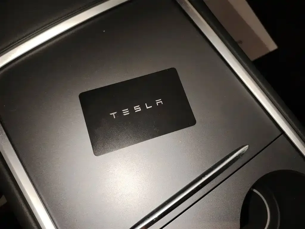 Tesla Model Y 2024 из CN, фото 3