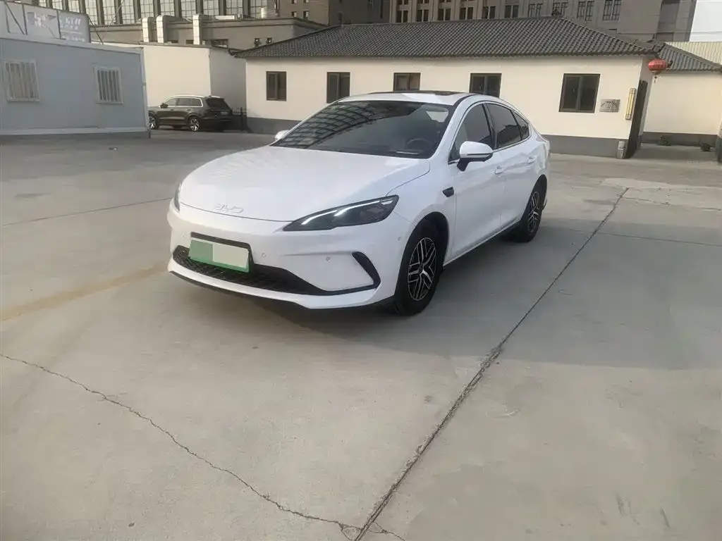 BYD Seal 05 DM-i 2025 из CN, фото 1
