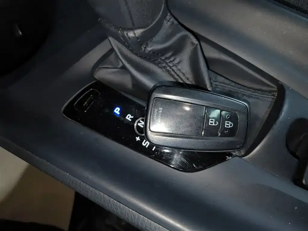 Toyota IZOA 2021 из CN, фото 5