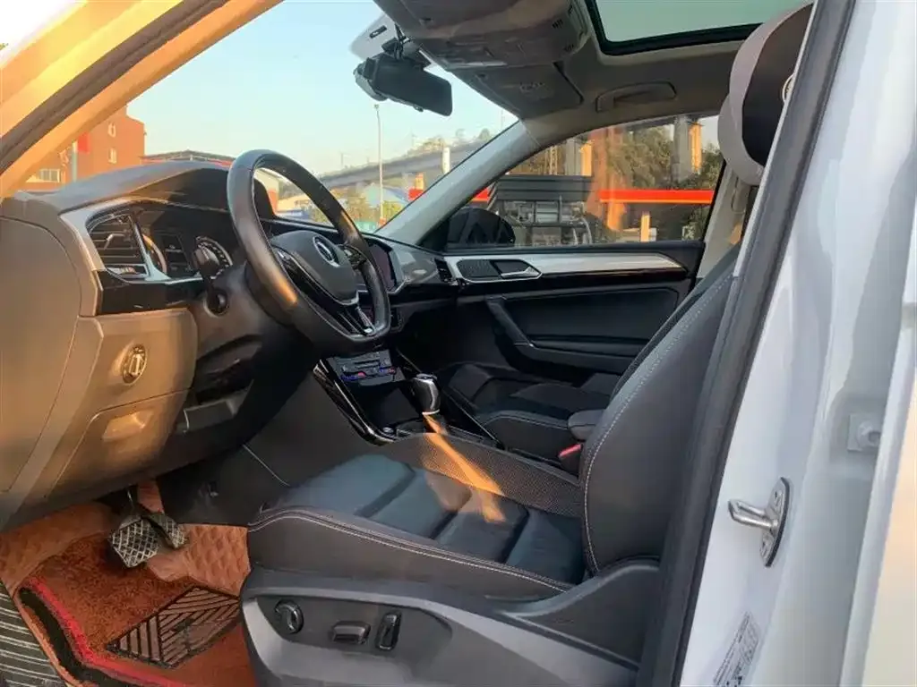 Volkswagen Tayron 2021 из CN, фото 3