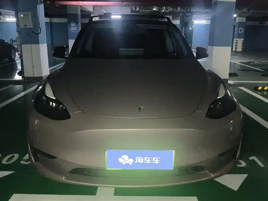Tesla Model Y 2023 из CN, фото 8