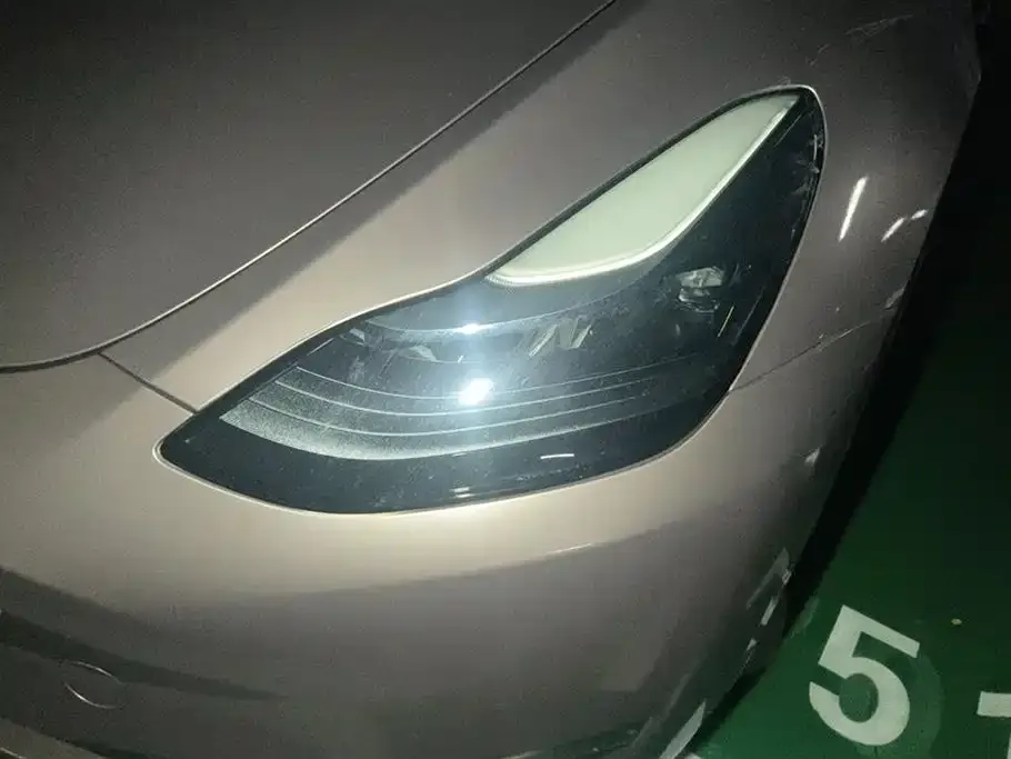 Tesla Model Y 2023 из CN, фото 3