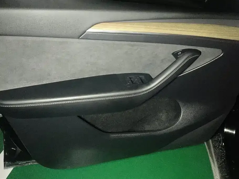 Tesla Model Y 2023 из CN, фото 5