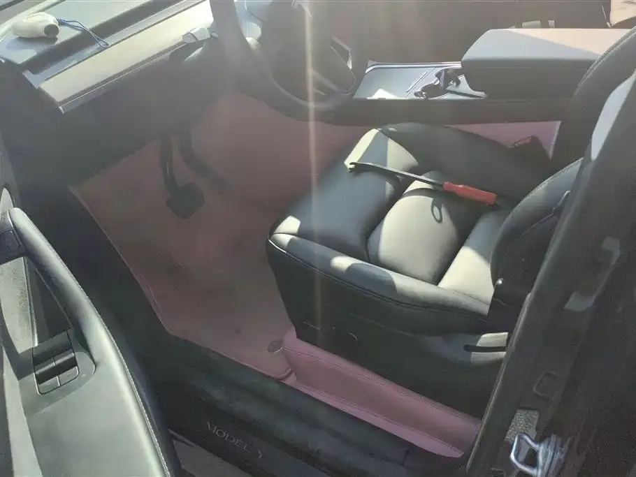 Tesla Model Y 2023 из CN, фото 7