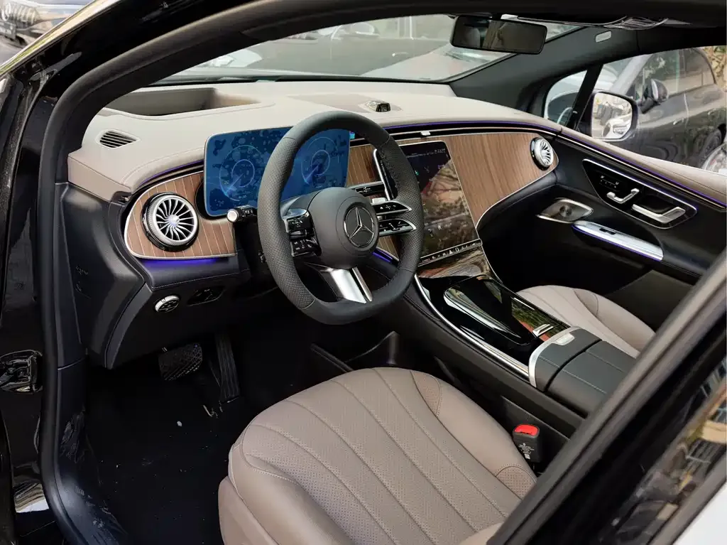 Mercedes-Benz EQE SUV 2026 из CN, фото 4
